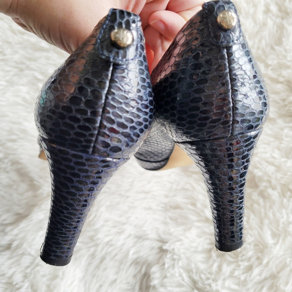 Stuart Weitzman Plainfield Snakeskin Embossed Peep Toe Pumps - Picture 6 of 8